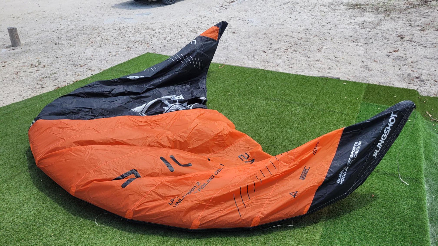 Kite Slingshot UFO V2 9m 2022 + Sentry Bar V1