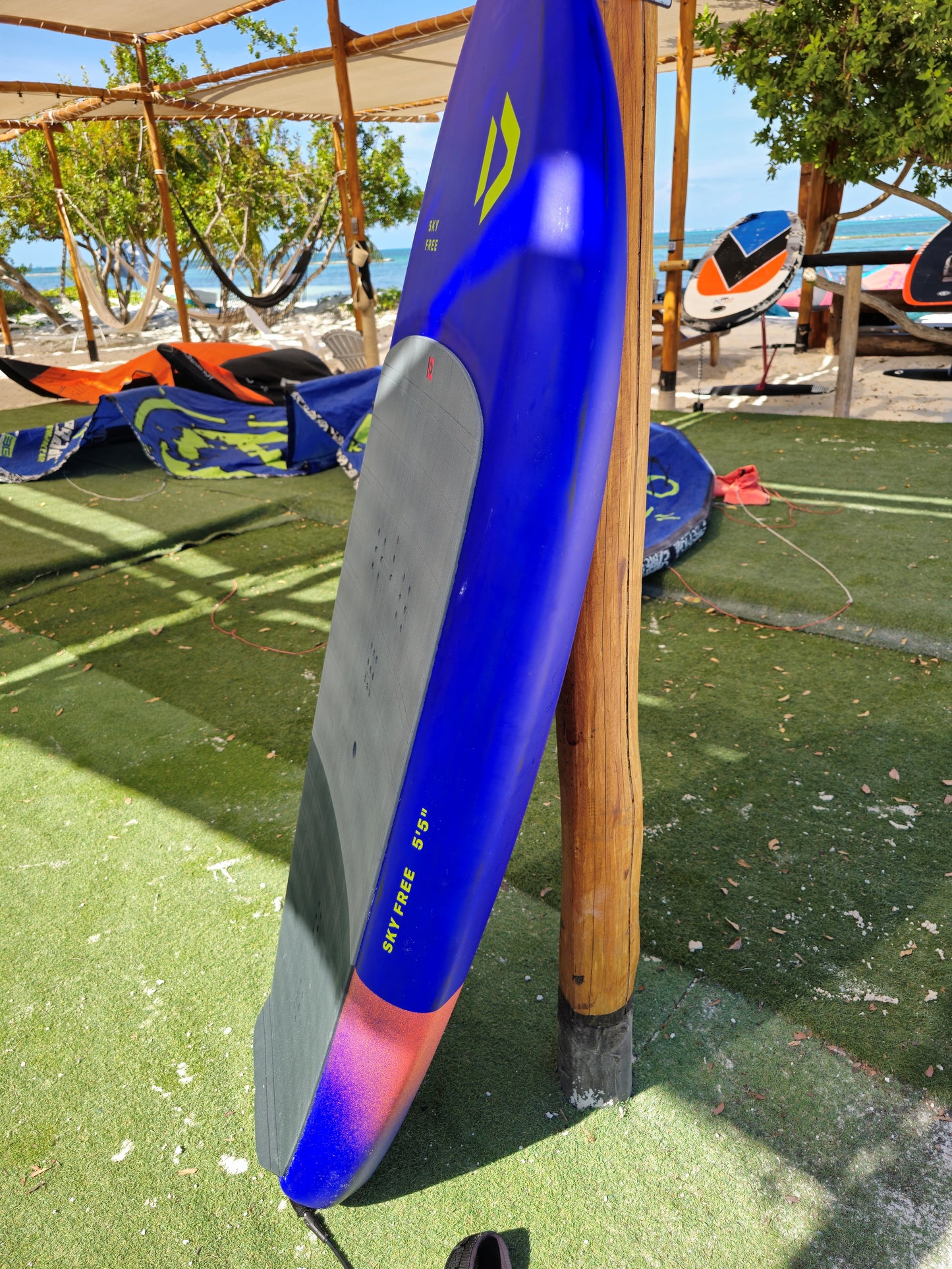 Foilboard 5'5"/105L Sky Free 2025