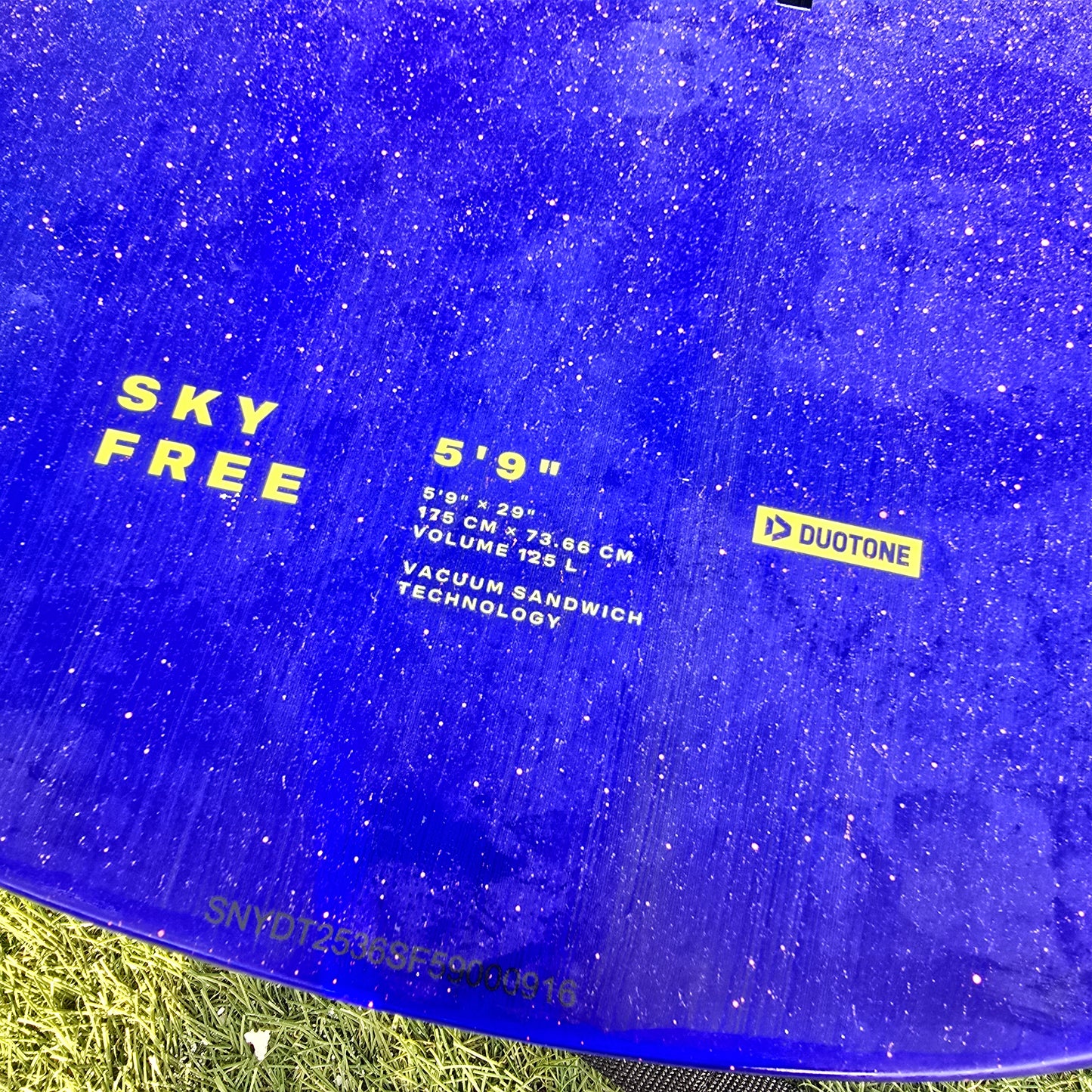 Foilboard 5'9"/125lt Sky Free 2025