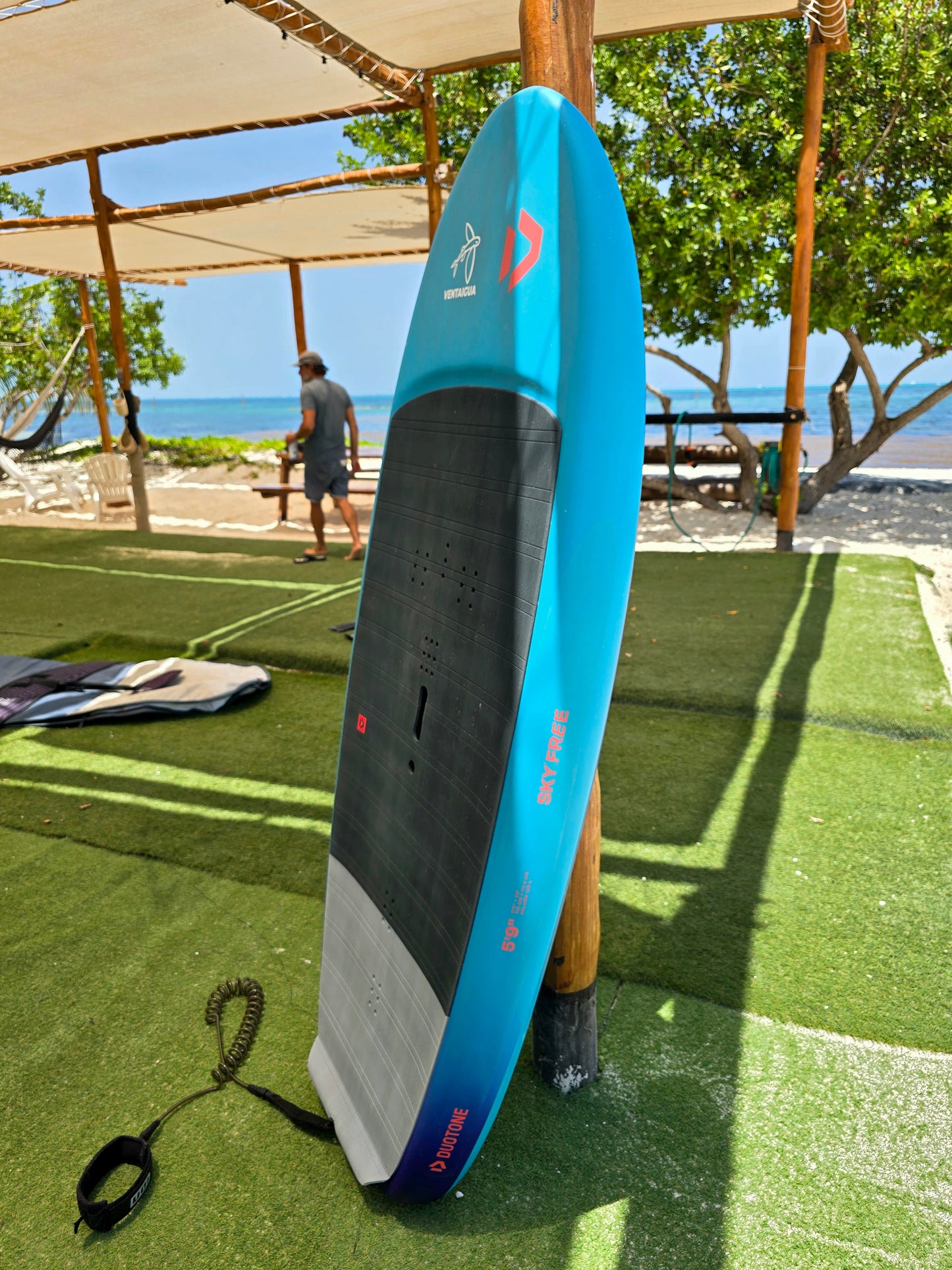 Foilboard 5'9"/125lt Sky Free 2024