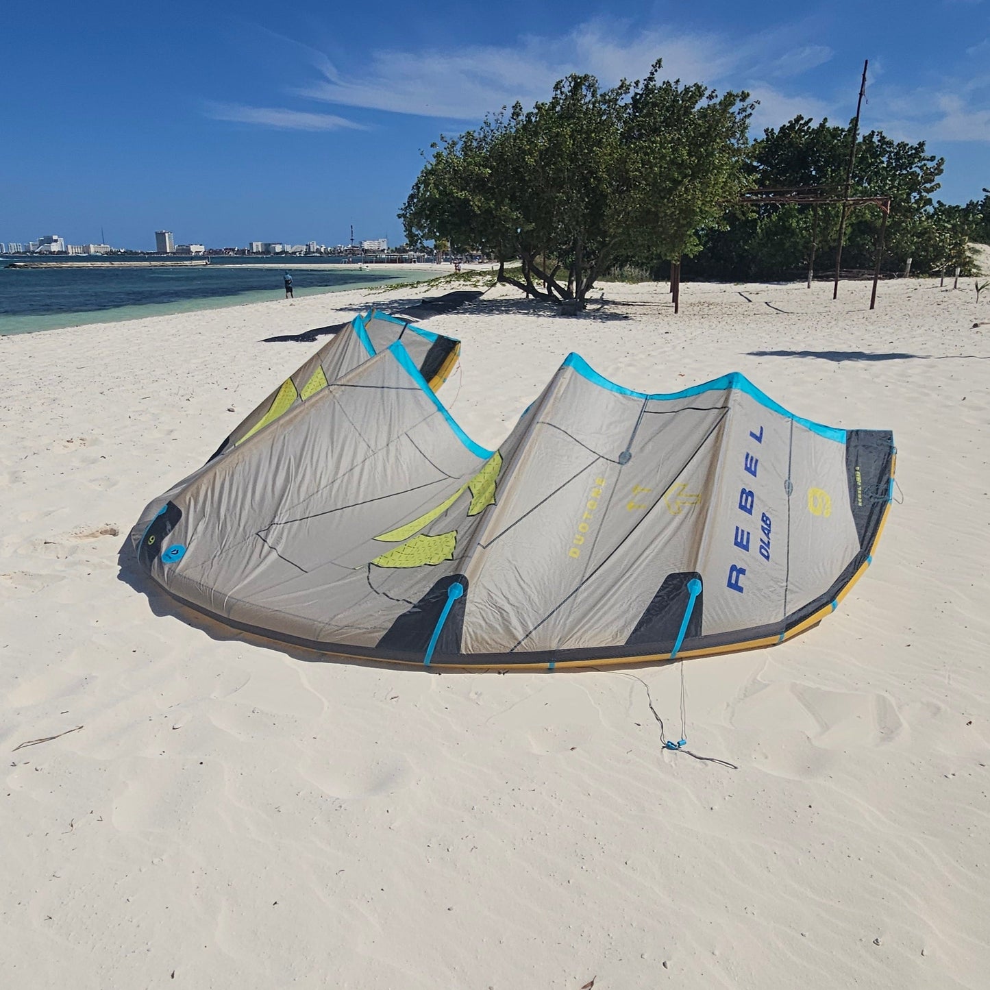 Kite 9m Rebel D/LAB 2025