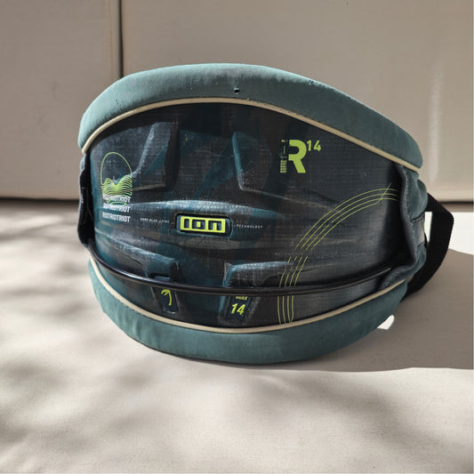 Harness Riot Curve