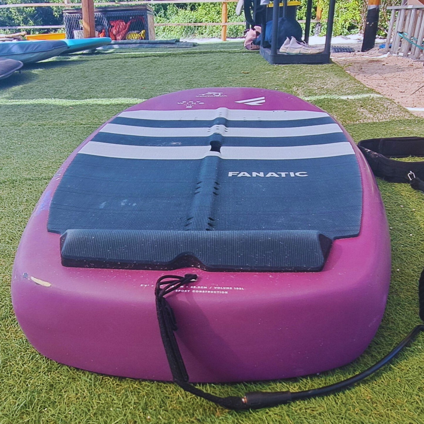Foilboard Sky Wing 2023 5'6" (105 lt)