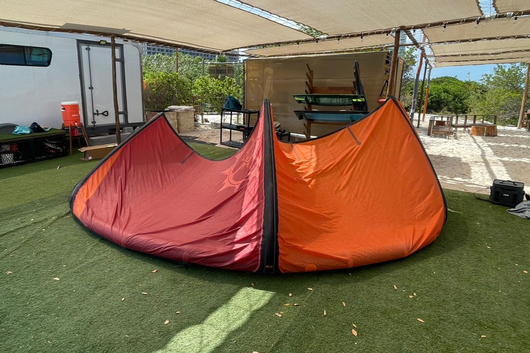 Kite Slingshot 2 kites + barra + twintip + bomba