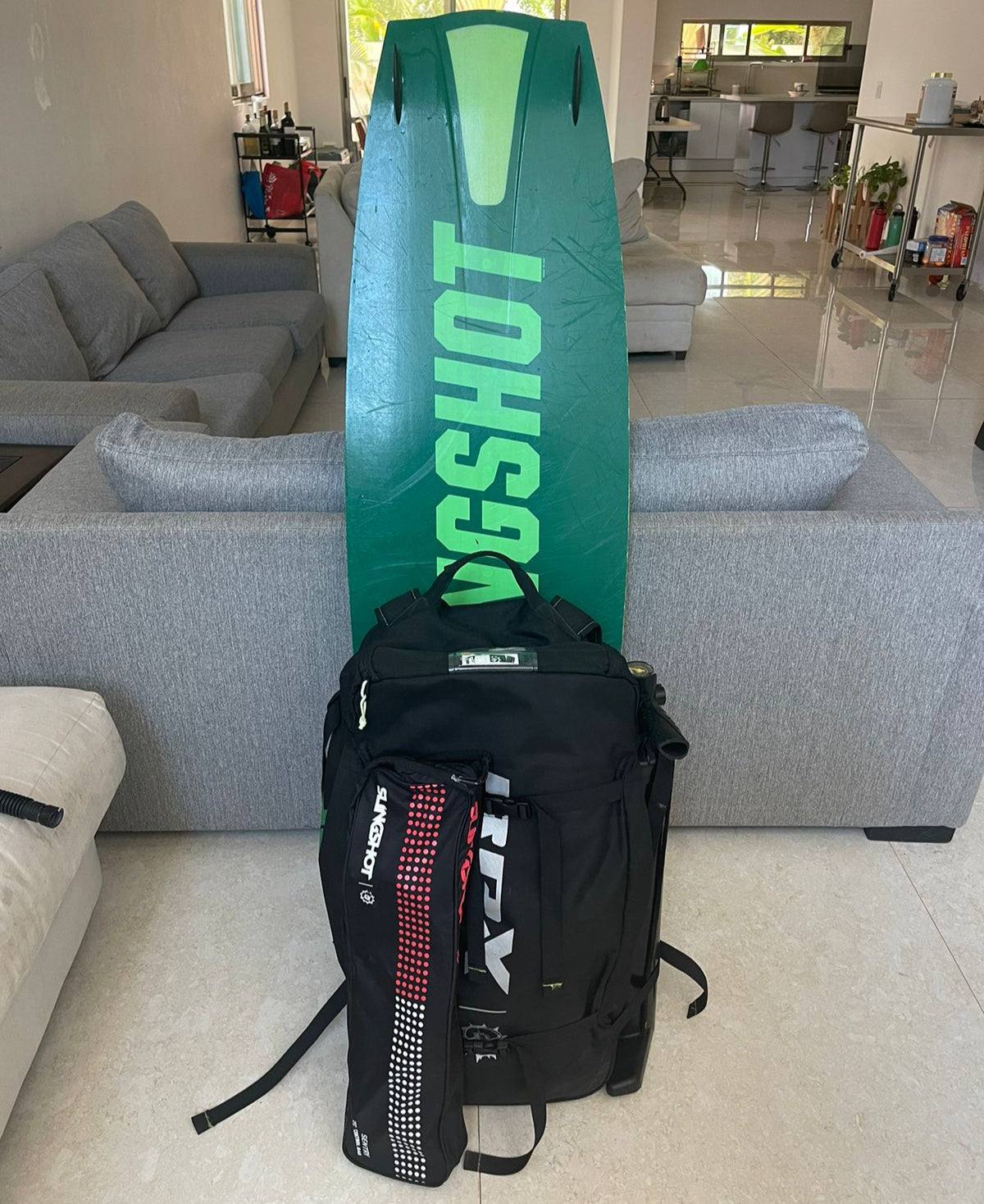 Kite Slingshot 2 kites + barra + twintip + bomba