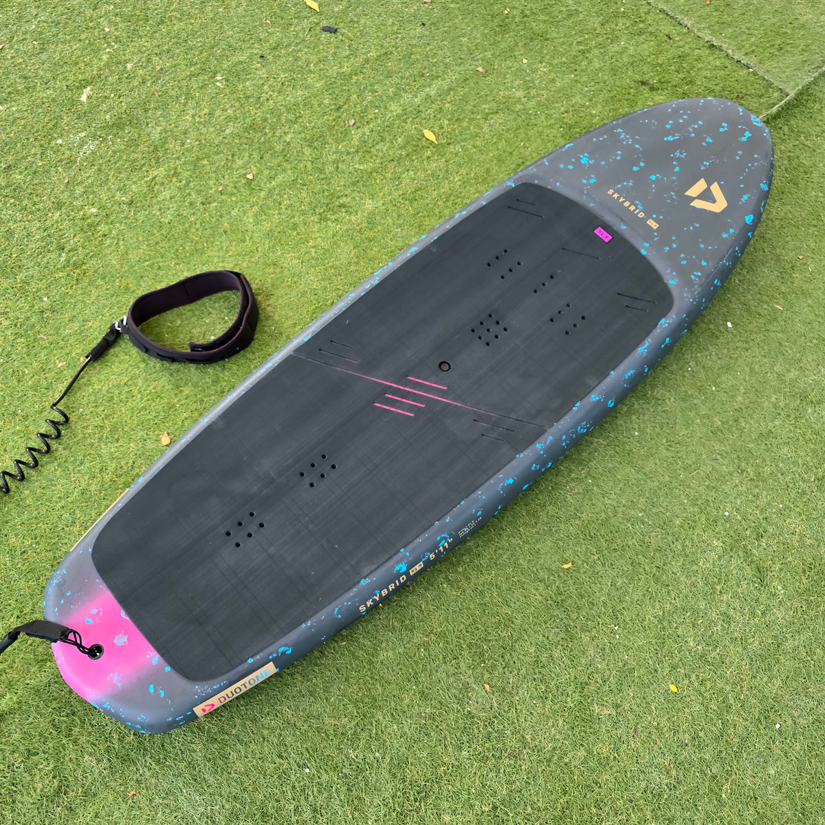 Foilboard 5´11"/90lt Skybrid SLS 2026
